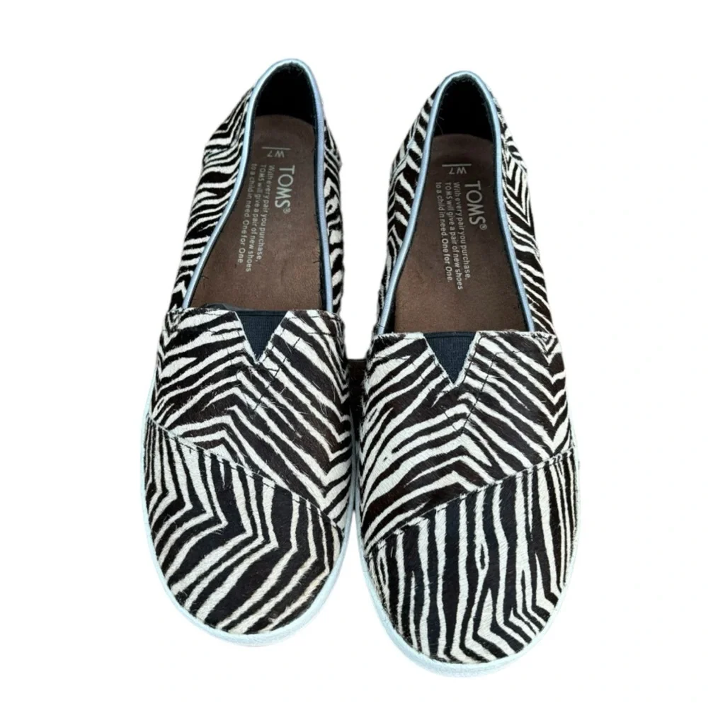 TOMS Avalon Zebra Print Genuine Calf Hair Slip On Women’s Sneakers Size 7
